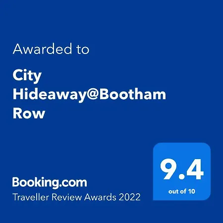 Hideaway@bootham Row アパート